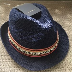 Zara Hat